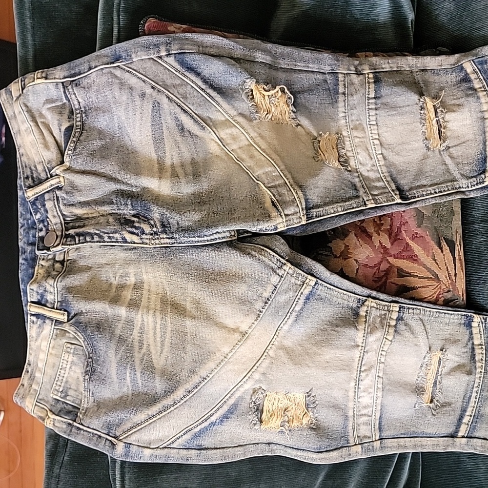 Mens Fashion Nova Jeans sz 32 , blue with a tan tint.